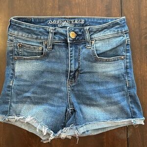 American Eagle Outfitters Blue Jean Shorts with Frayed Hem. Size 4.